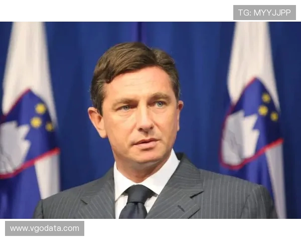 埃菲社报道罗塞尔与巴托梅乌今日出庭接受内格雷拉案审讯 埃菲社报道罗塞尔与巴托梅乌今日出庭接受内格雷拉案审讯