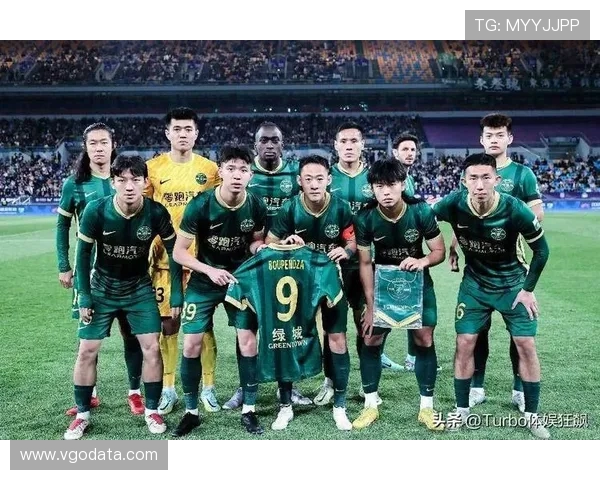 李提香自摆乌龙 河南1-0领先浙江 半场战报揭示意外失误