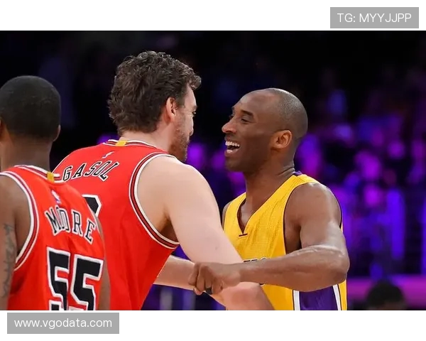 以特尔谈科比情深意重感激凯恩支持并分享最近交流心得 以特尔谈科比情深意重感激凯恩支持并分享最近交流心得