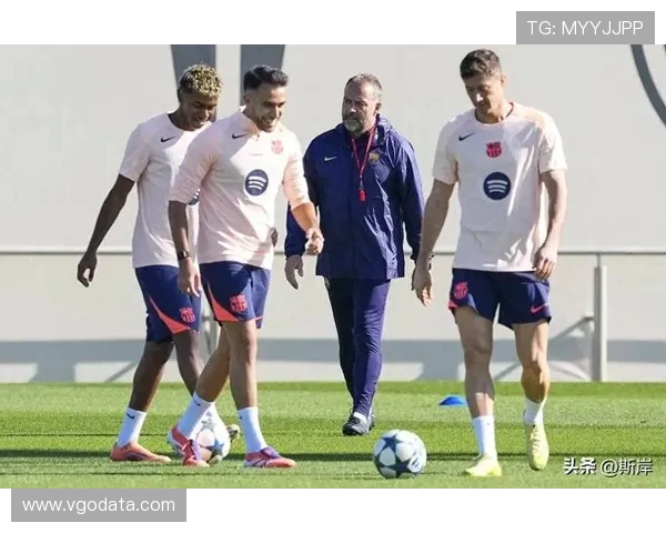 阿斯预测巴萨对布鲁日首发阵容 莱万领衔拉什福德替补待命