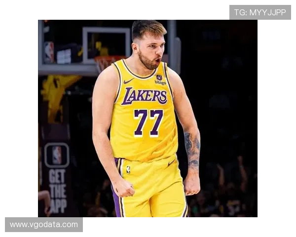 原创浓眉豪取29分献礼湖人！东契奇态度明确，詹姆斯冲击第五冠希望大增